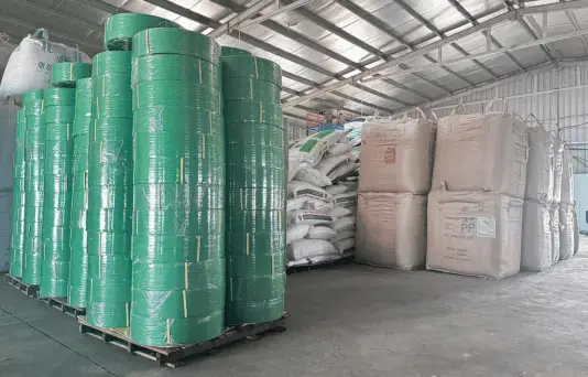 Đáp ứng dây đai nhựa PET số lượng lớn cho doanh nghiệp